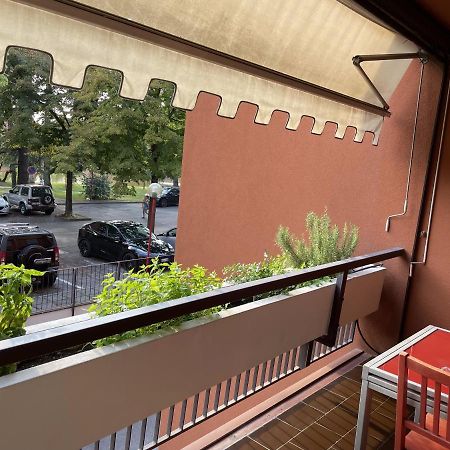 120 Mq Vicino A Banca Mediolanum E Ospedale Humanitas Apartment Basiglio Bagian luar foto