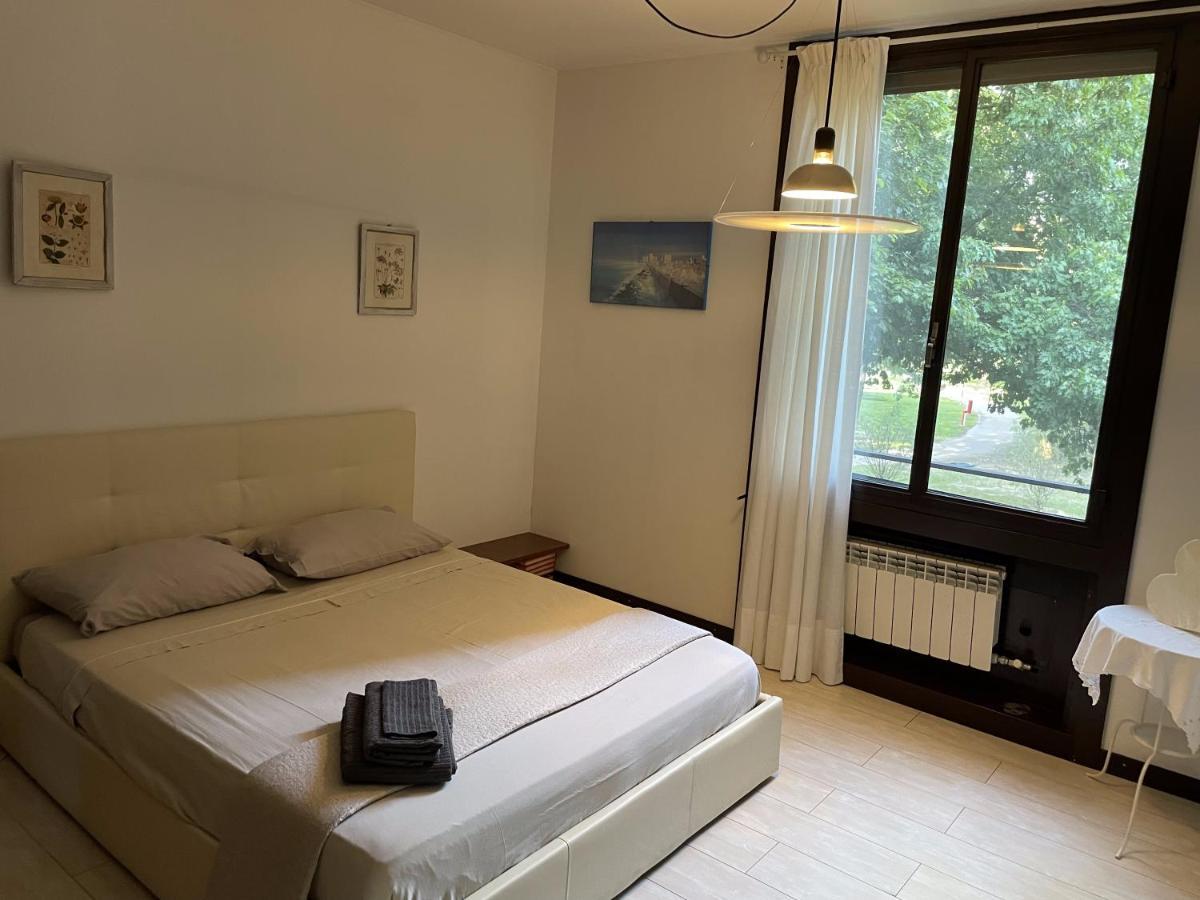 120 Mq Vicino A Banca Mediolanum E Ospedale Humanitas Apartment Basiglio Bagian luar foto
