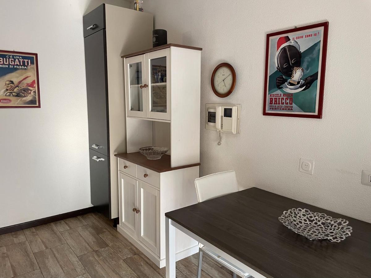 120 Mq Vicino A Banca Mediolanum E Ospedale Humanitas Apartment Basiglio Bagian luar foto